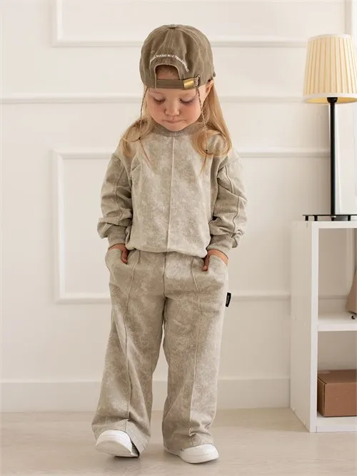 Костюм Fold облегченный vintage beige, светло-бежевый Костюм Fold облегченный vintage beige, светло-бежевый