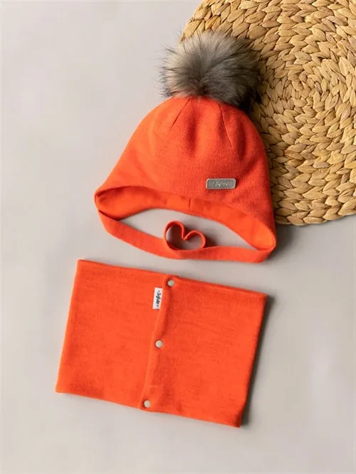 Шапка зимняя вязаная Fire fox с меховым помпоном Шапка зимняя вязаная Fire fox с меховым помпоном
