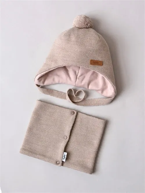 Шапка зимняя вязаная Beige Шапка зимняя вязаная Beige